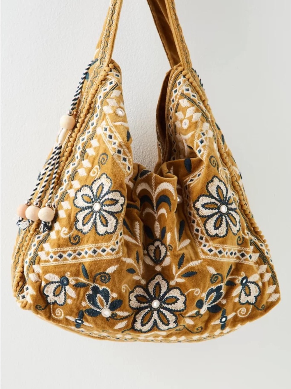 NWT Free People Vic Velvet Slouchy Bag - Color Gilded Gold - Picture 7 of 8